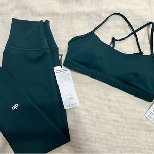 ALO yoga airlift midnight green set